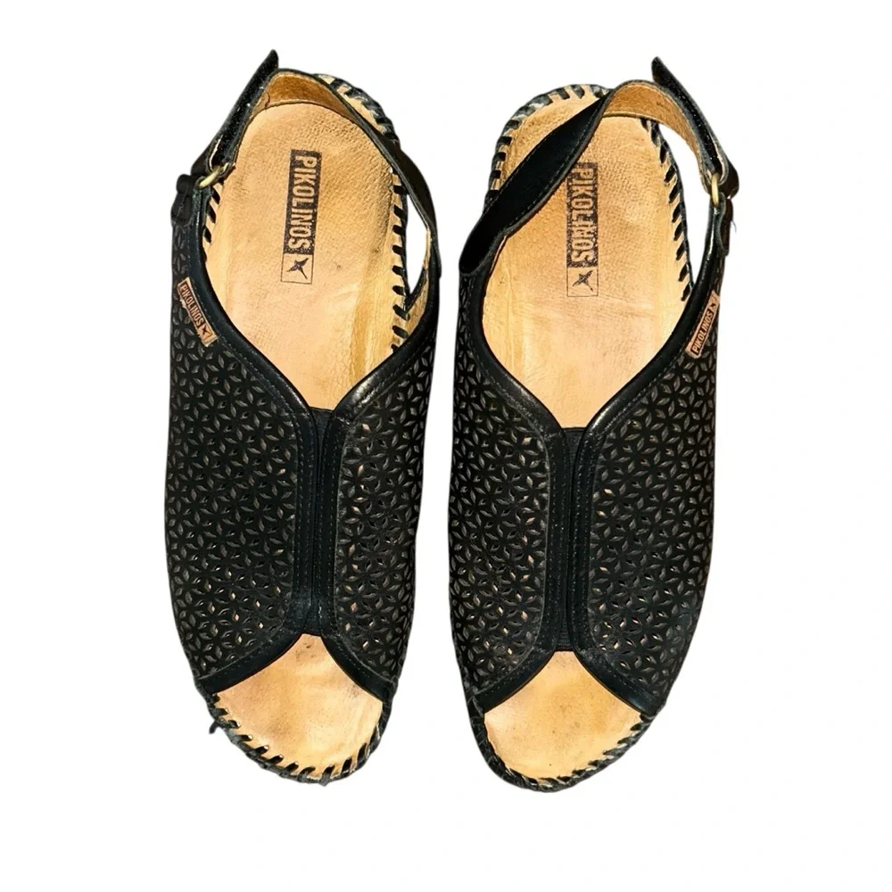 PIKOLINOS black leather